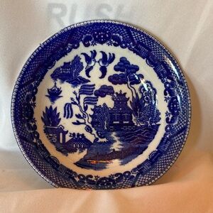 Vintage Blue Willow five and three-quarter inch Bowl